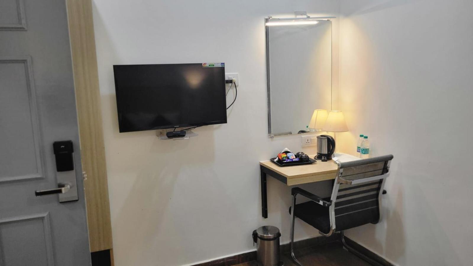 Grace Residency Chennai Airport Hotel Kültér fotó